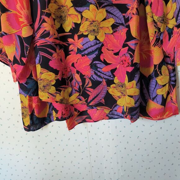 Beautiful by Lawrence Zarian 2X Top Paradise Tropical Multicolor Tiered Floral - Picture 9 of 15